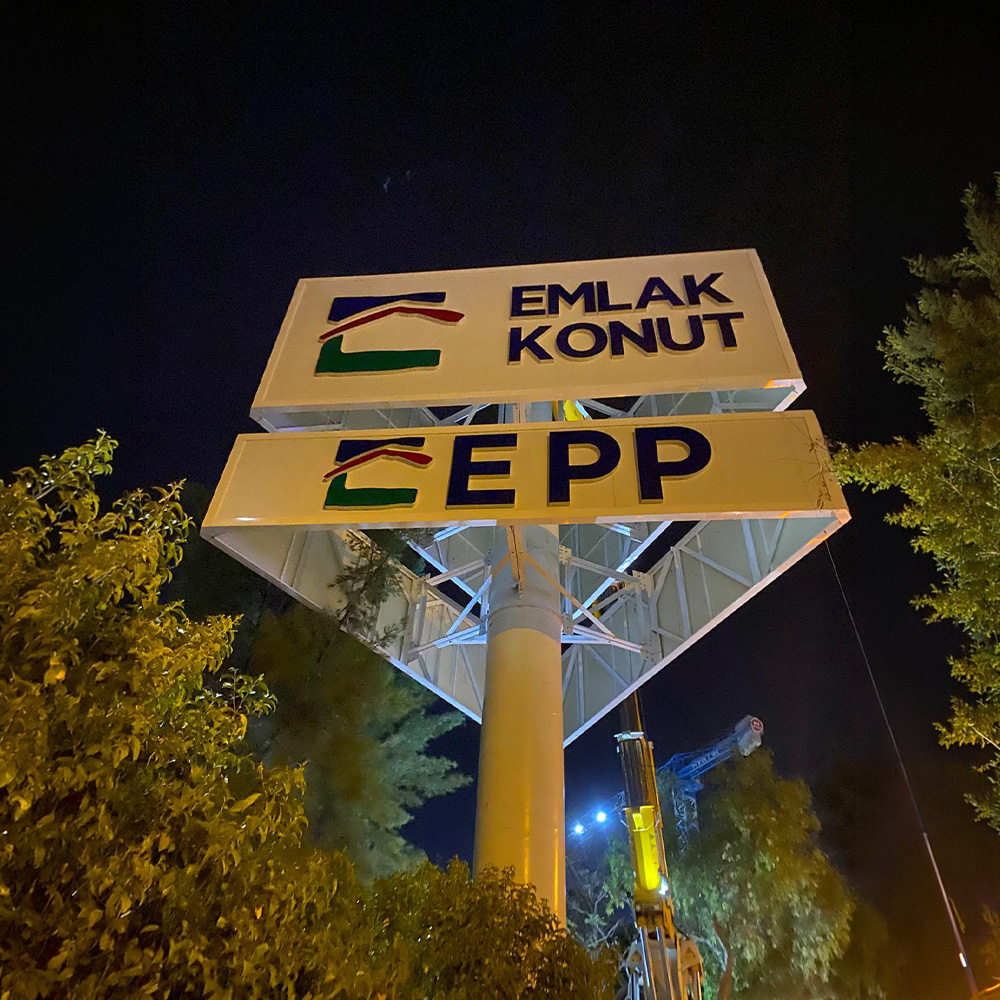 totem ve anıt tabela